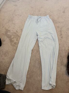 Aritzia Free Lounge Pants